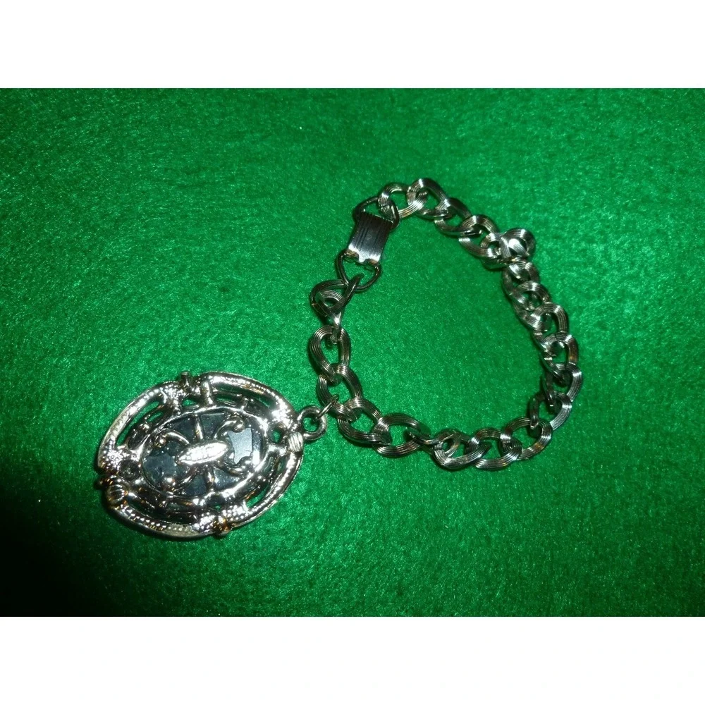 Vintage Silver Tone Blue Swirl Faux Stone Oval Charm Bracelet Ornate Link Chain‎